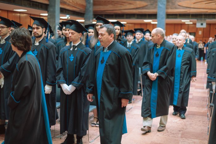 11045159-ttk-diplomaoszto-5159.jpg