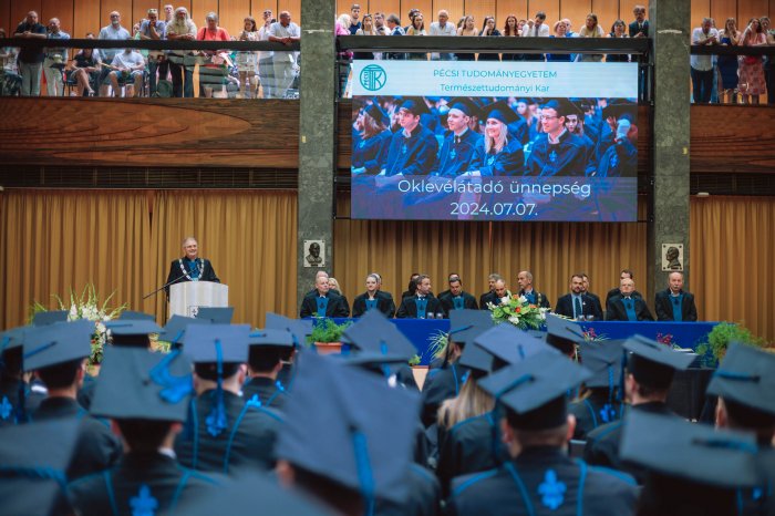 11115240-ttk-diplomaoszto-5240.jpg