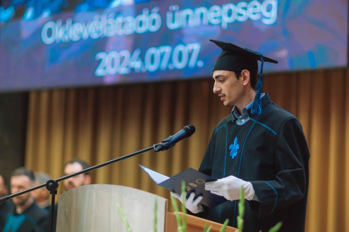 11165284-ttk-diplomaoszto-5284.jpg