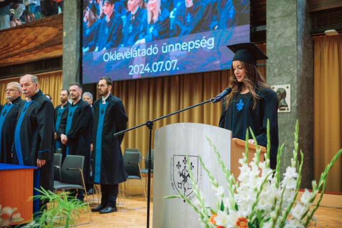 11195324-ttk-diplomaoszto-5324.jpg