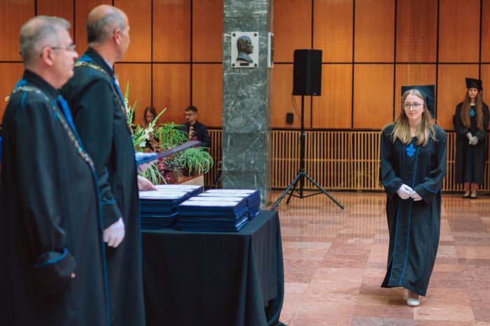 11225357-ttk-diplomaoszto-5357.jpg