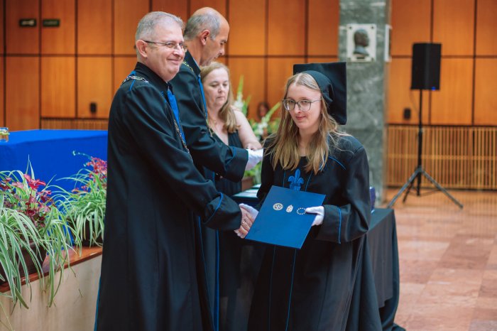 11225362-ttk-diplomaoszto-5362.jpg