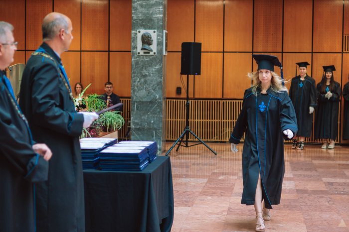 11235390-ttk-diplomaoszto-5390.jpg