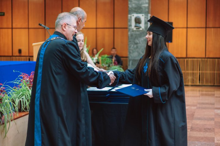 11235421-ttk-diplomaoszto-5421.jpg