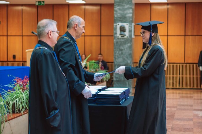 11245447-ttk-diplomaoszto-5447.jpg