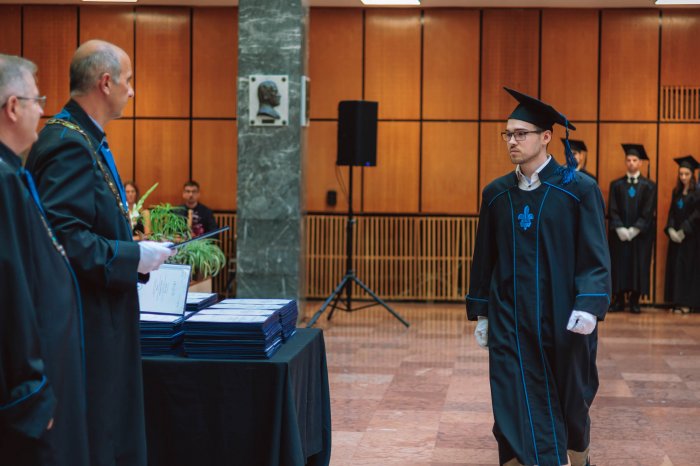 11245455-ttk-diplomaoszto-5455.jpg
