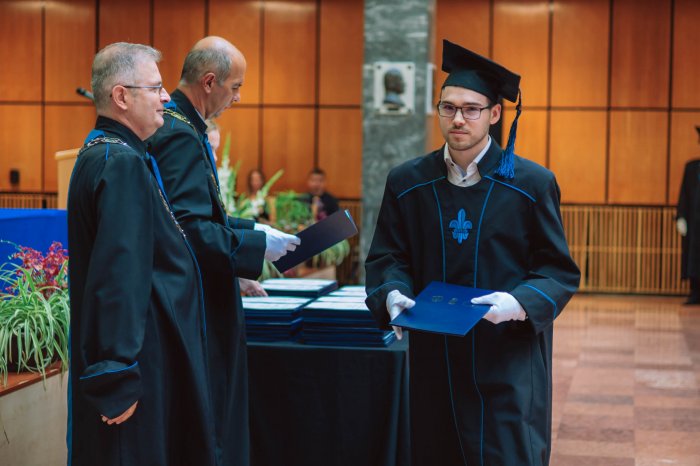 11245464-ttk-diplomaoszto-5464.jpg
