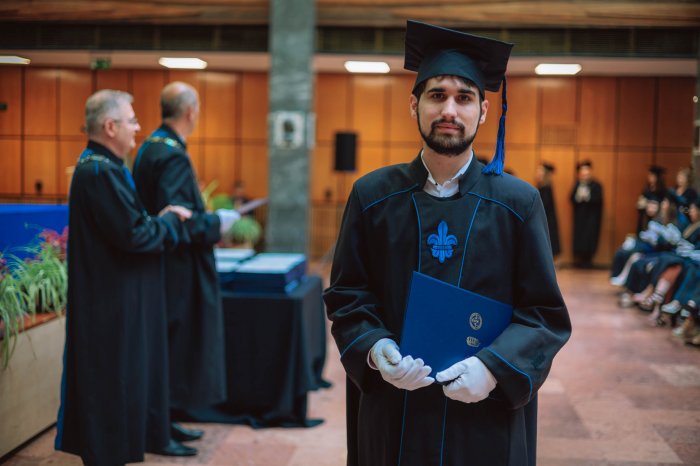 11245482-ttk-diplomaoszto-5482.jpg