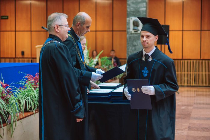 11245494-ttk-diplomaoszto-5494.jpg