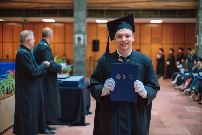 11255536-ttk-diplomaoszto-5536.jpg