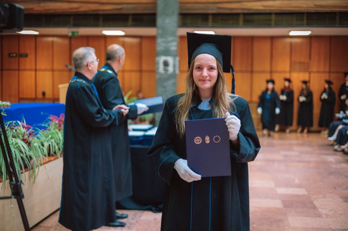 11255561-ttk-diplomaoszto-5561.jpg