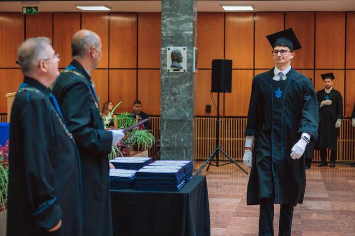 11265615-ttk-diplomaoszto-5615.jpg