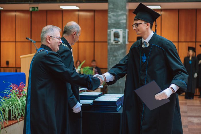 11275623-ttk-diplomaoszto-5623.jpg