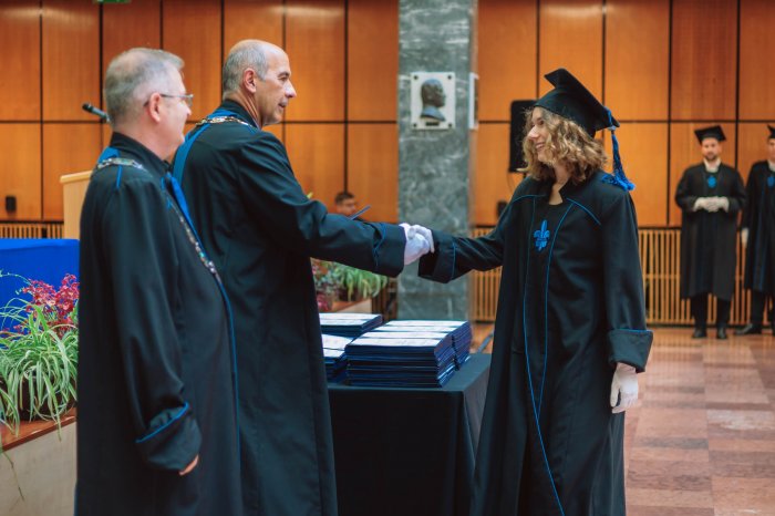 11275632-ttk-diplomaoszto-5632.jpg