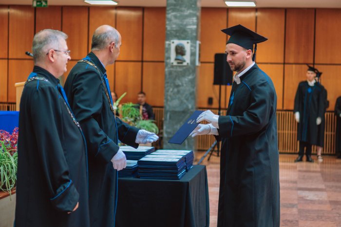 11275649-ttk-diplomaoszto-5649.jpg