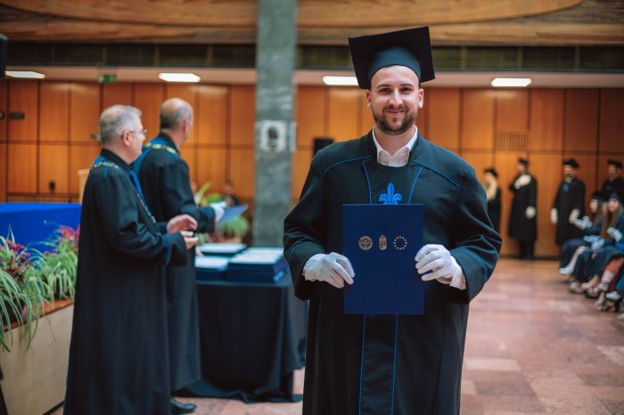 11275656-ttk-diplomaoszto-5656.jpg