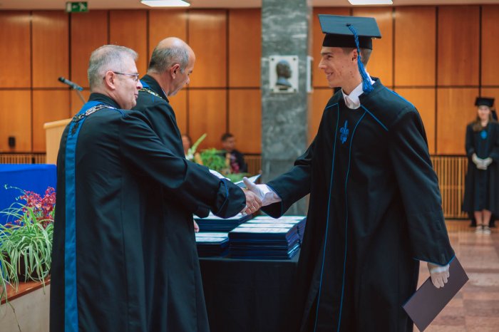 11275662-ttk-diplomaoszto-5662.jpg