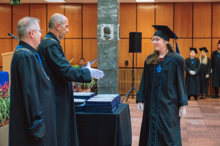 11275671-ttk-diplomaoszto-5671.jpg