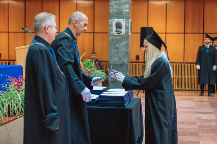 11285703-ttk-diplomaoszto-5703.jpg