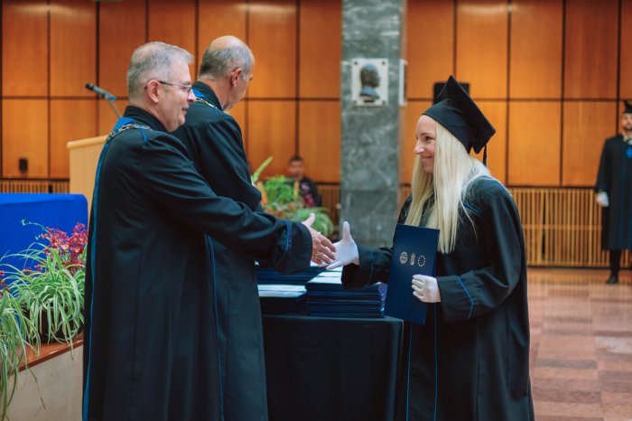 11285705-ttk-diplomaoszto-5705.jpg