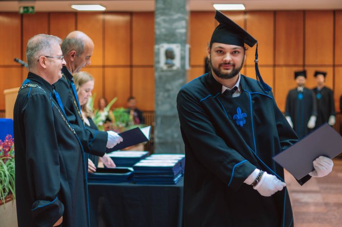 11285723-ttk-diplomaoszto-5723.jpg