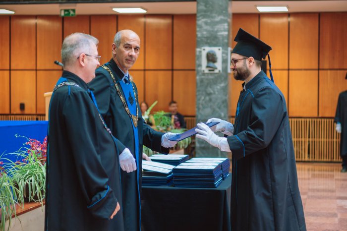 11285737-ttk-diplomaoszto-5737.jpg