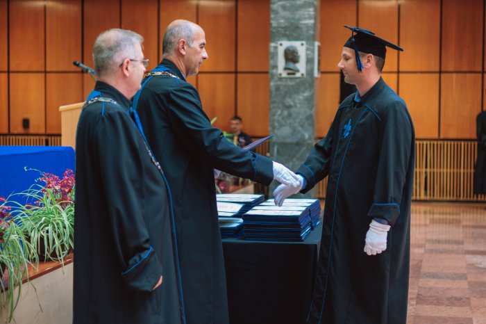 11285751-ttk-diplomaoszto-5751.jpg