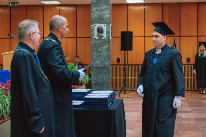 11305847-ttk-diplomaoszto-5847.jpg