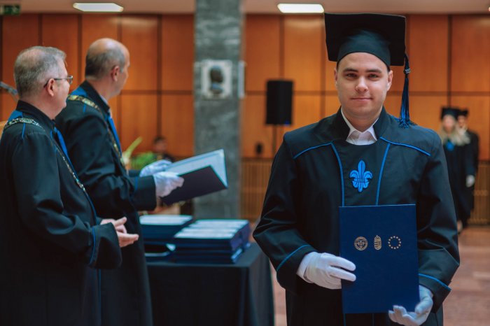 11305857-ttk-diplomaoszto-5857.jpg
