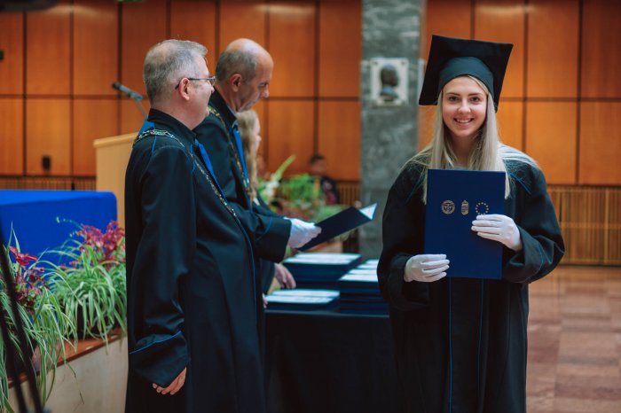 11305867-ttk-diplomaoszto-5867.jpg