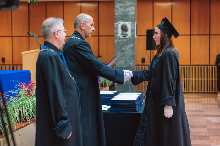 11325984-ttk-diplomaoszto-5984.jpg