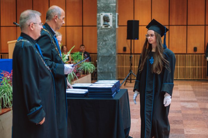11346054-ttk-diplomaoszto-6054.jpg
