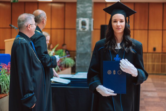 11356099-ttk-diplomaoszto-6099.jpg