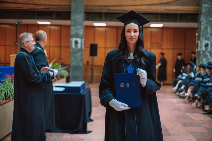 11356100-ttk-diplomaoszto-6100.jpg