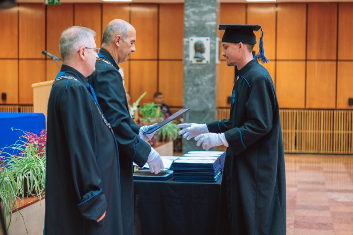 11356138-ttk-diplomaoszto-6138.jpg