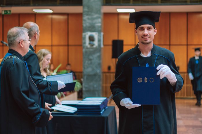 11356143-ttk-diplomaoszto-6143.jpg