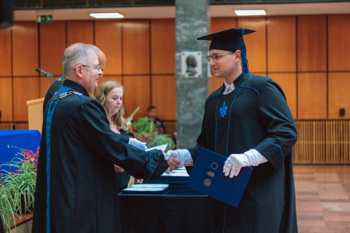 11366149-ttk-diplomaoszto-6149.jpg
