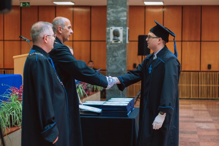11366155-ttk-diplomaoszto-6155.jpg