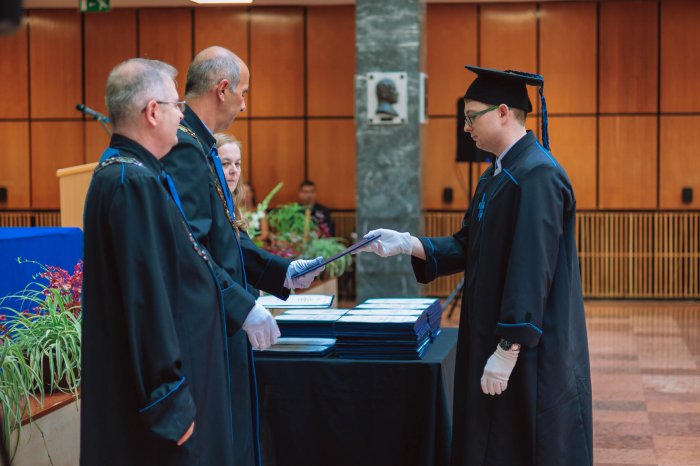 11366157-ttk-diplomaoszto-6157.jpg