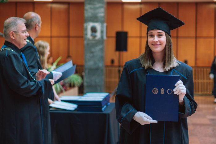 11366186-ttk-diplomaoszto-6186.jpg