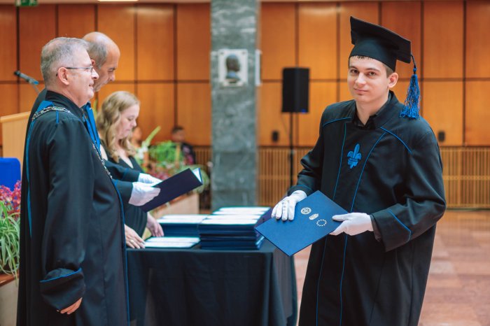 11376204-ttk-diplomaoszto-6204.jpg