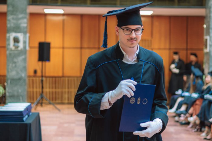 11376225-ttk-diplomaoszto-6225.jpg