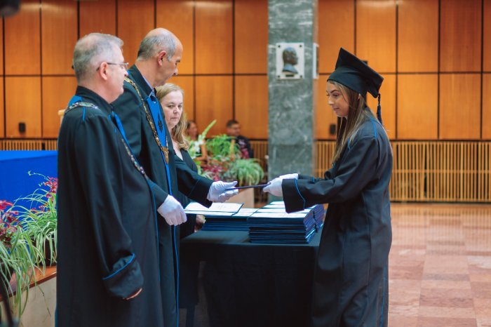 11376231-ttk-diplomaoszto-6231.jpg