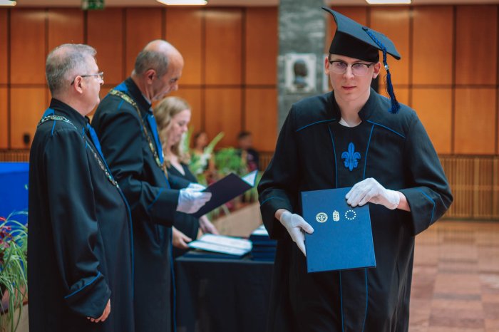 11426443-ttk-diplomaoszto-6443.jpg
