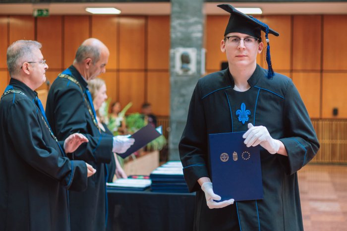 11426445-ttk-diplomaoszto-6445.jpg