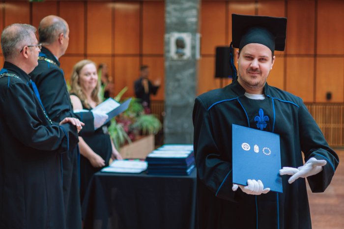 11436473-ttk-diplomaoszto-6473.jpg