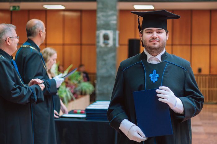 11436494-ttk-diplomaoszto-6494.jpg