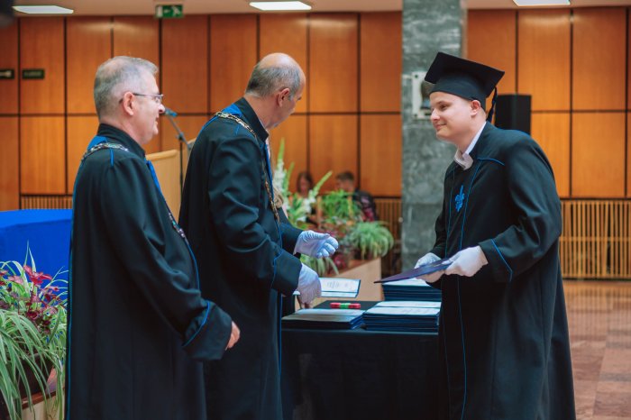 11466614-ttk-diplomaoszto-6614.jpg