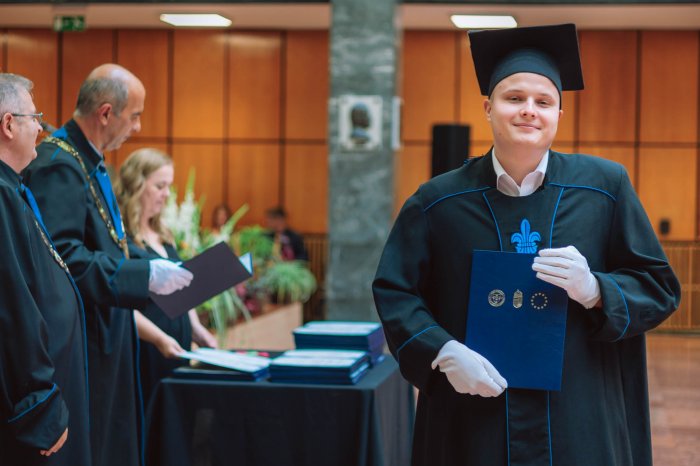 11466618-ttk-diplomaoszto-6618.jpg