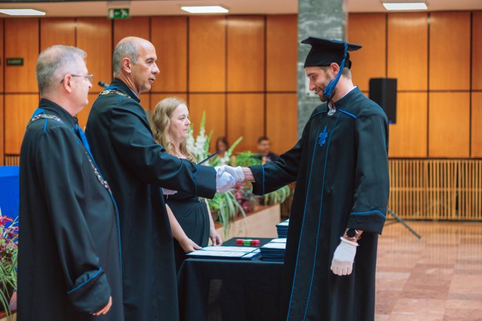 11476656-ttk-diplomaoszto-6656.jpg